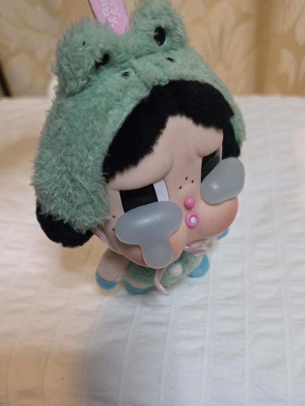 Pop Mart Plush Small Crying Baby